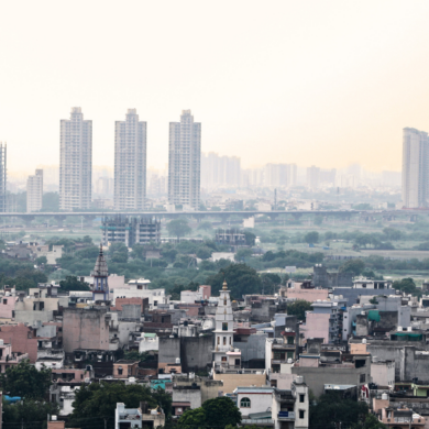 Golf Course Extension Road vs Dwarka Expressway: Which Corridor Gives Better Long-term Returns?