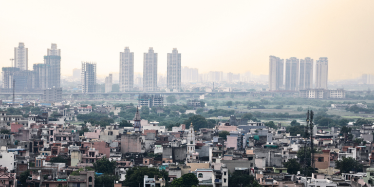 Golf Course Extension Road vs Dwarka Expressway: Which Corridor Gives Better Long-term Returns?