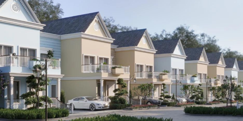 Investing in Sarjapur Road's Ultra-Luxurious Row Houses!