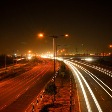 10 Mistakes NRIs Should Avoid While Investing in Greater Noida Properties