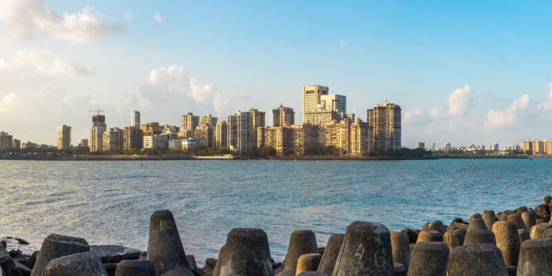 South Mumbai Real Estate 2025: Price Trends, Best Areas & Investment Guide