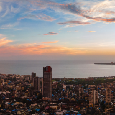 How Professionals Negotiate the Best Benefits to Buy Apartments in Mumbai